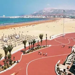  Apartment Deluxe Avec Piscine Privee
