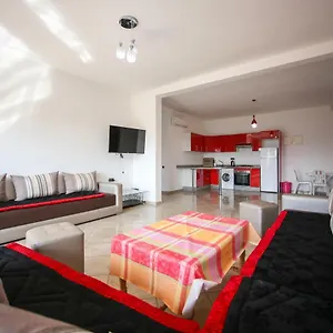 appartement-neuf-entoure-de-verdure.marrakeshhotelsmorocco.com/